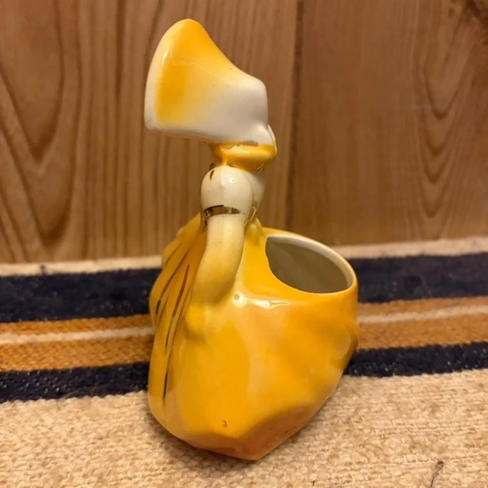 Unbranded vintage 1940